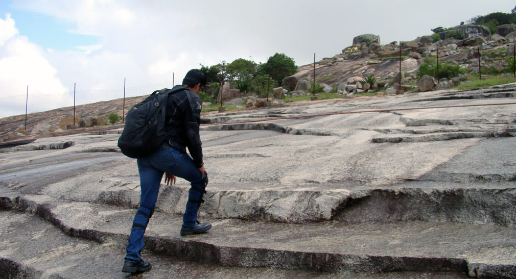 Horsley_Hills_Rocky_Path